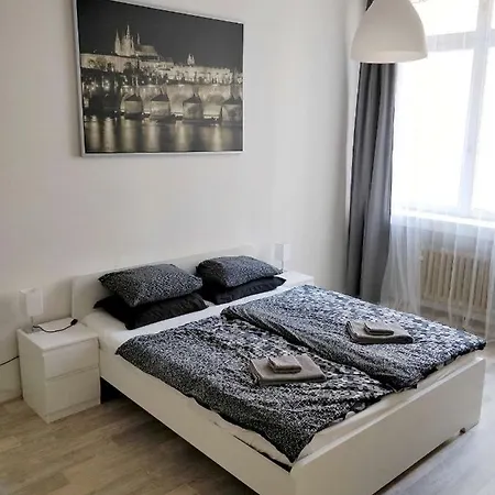 Cozy - 10 Minutes From The Center Of Prague! * Prague
